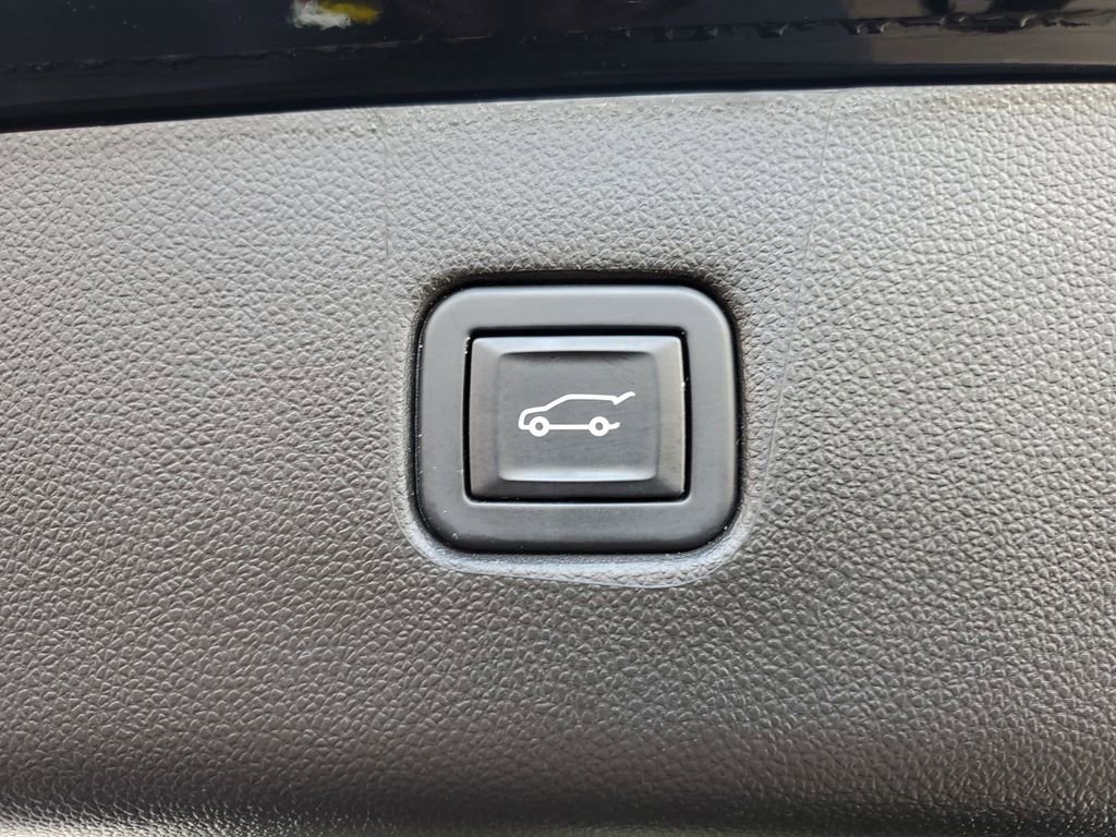 Used 2023 Chevrolet Blazer RS w/ Driver Confidence II Package image 37