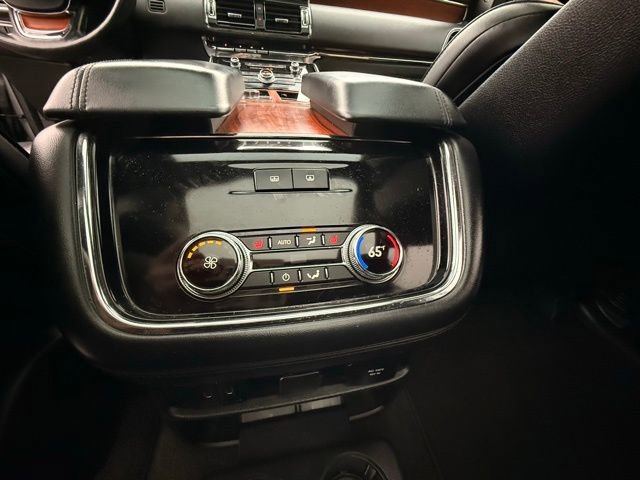 Used 2019 Lincoln Navigator L Reserve AWD/4WD image 32