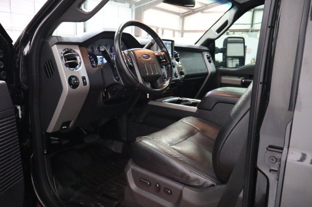Used 2015 Ford F250 Lariat w/ Lariat Interior Package AWD/4WD image 31