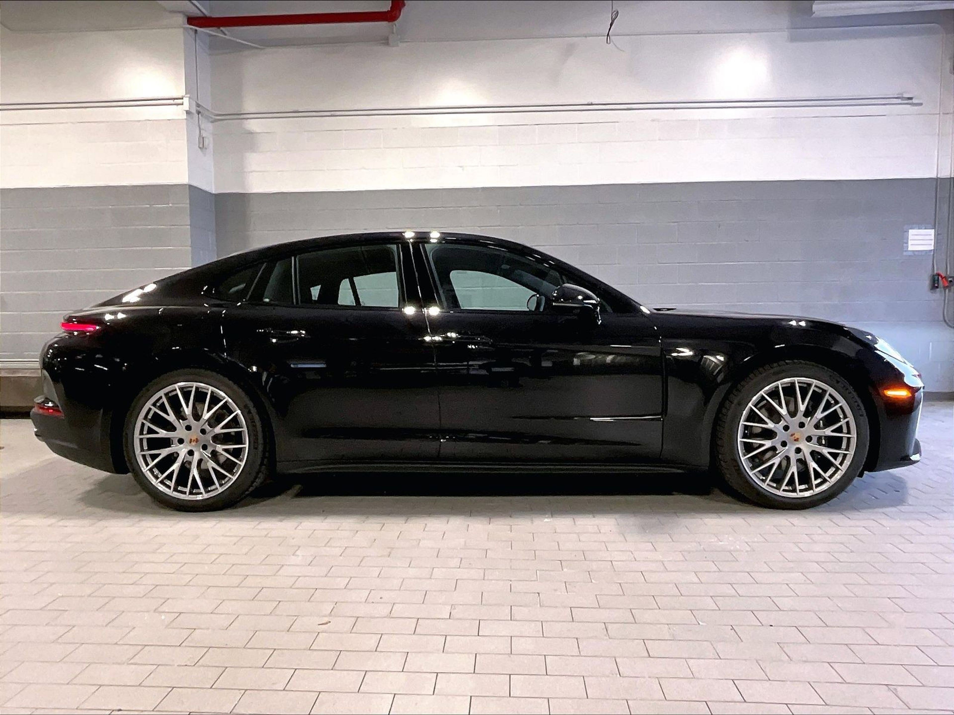 New 2026 Porsche Panamera 4 AWD/4WD image 6