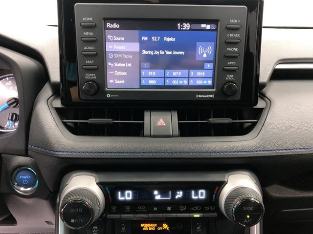 Used 2022 Toyota RAV4 SE w/ SE Grade Weather Package AWD/4WD image 20