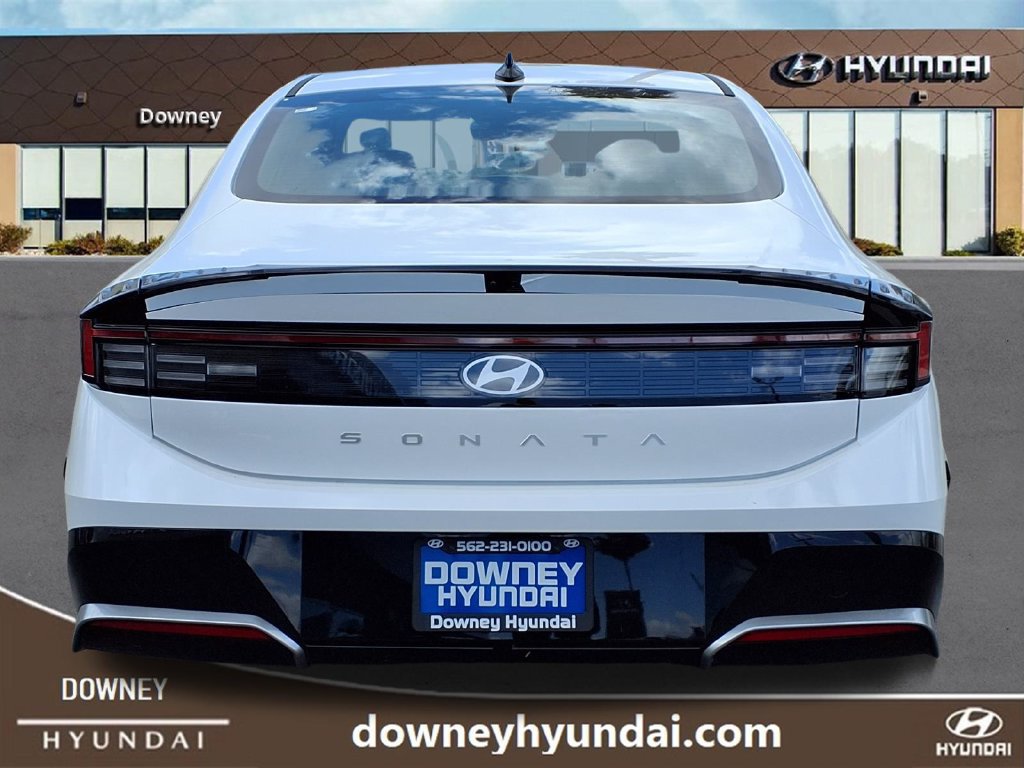 Used 2026 Hyundai Sonata SEL FWD image 5