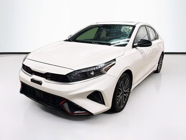 Used 2023 Kia Forte GT-Line w/ GT-Line Premium Package image 3