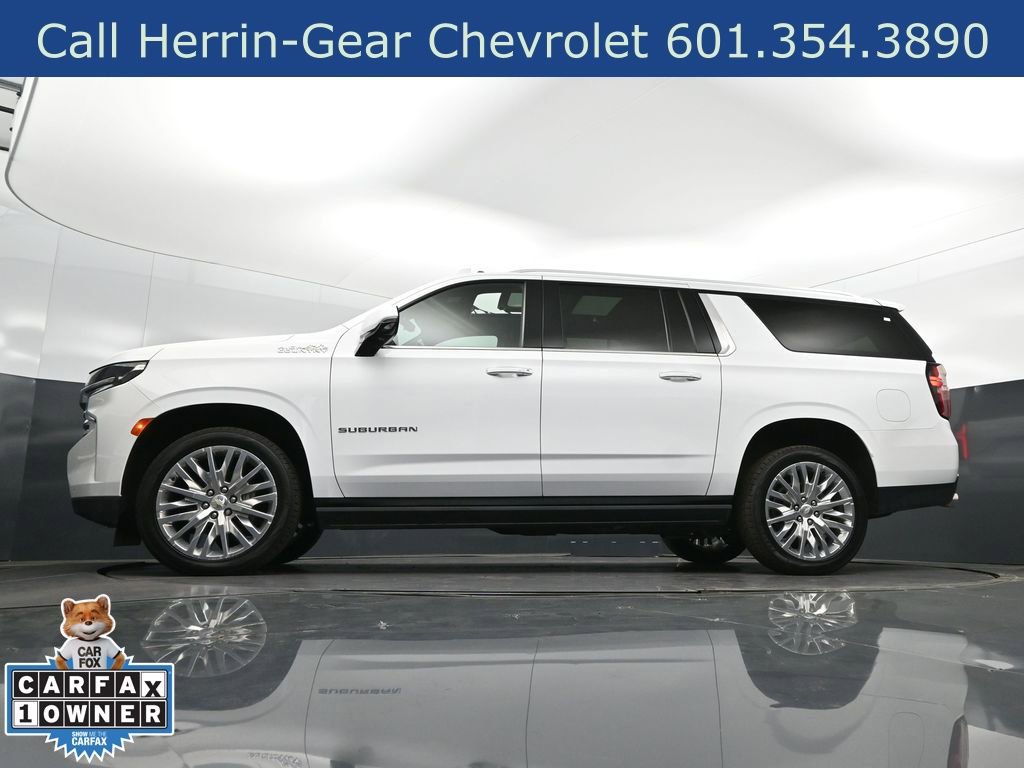 Used 2023 Chevrolet Suburban High Country image 42