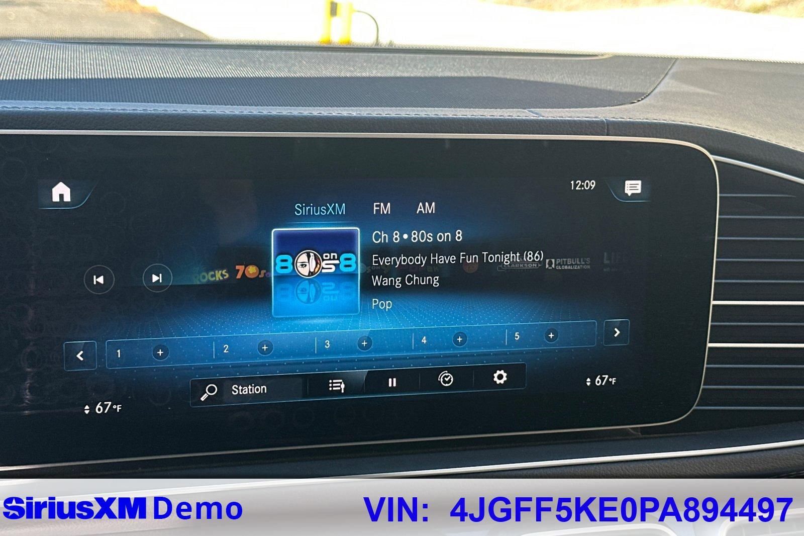 Certified 2023 Mercedes-Benz GLS 450 4MATIC image 40