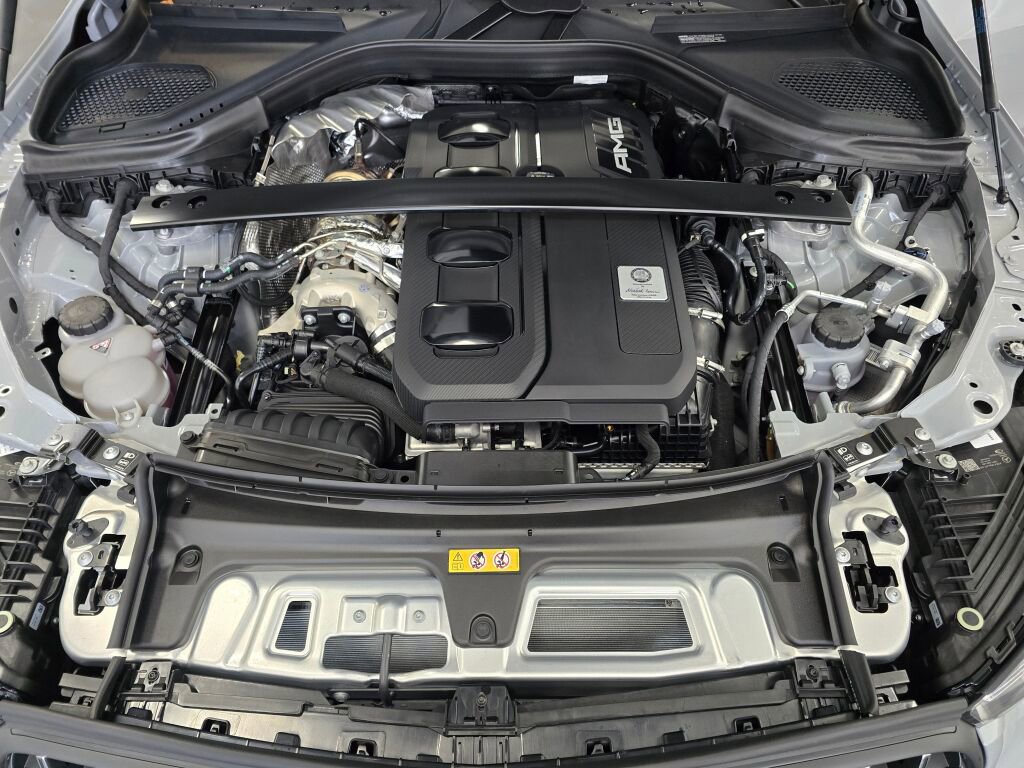 New 2026 Mercedes-Benz GLC 43 AMG 4MATIC image 10