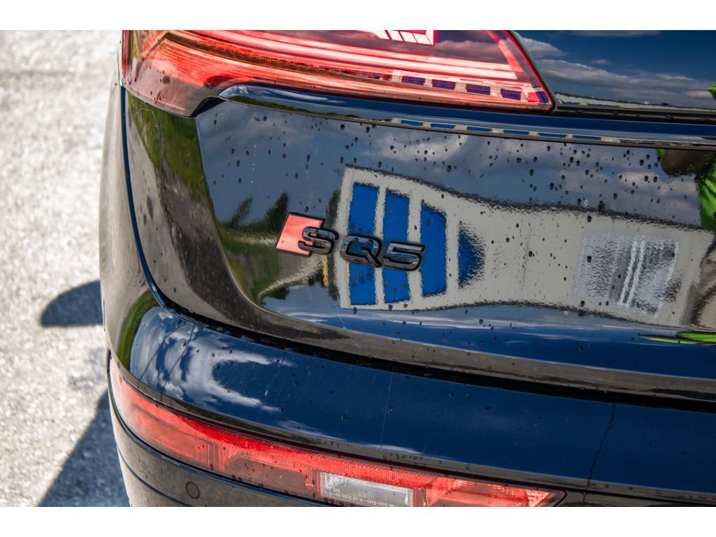 Used 2022 Audi SQ5 Prestige w/ Prestige Package image 10