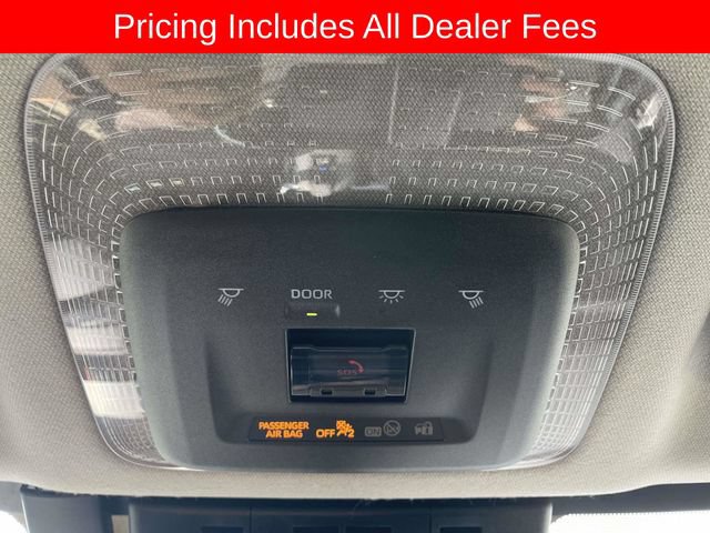 Used 2024 Toyota Prius XLE FWD image 32