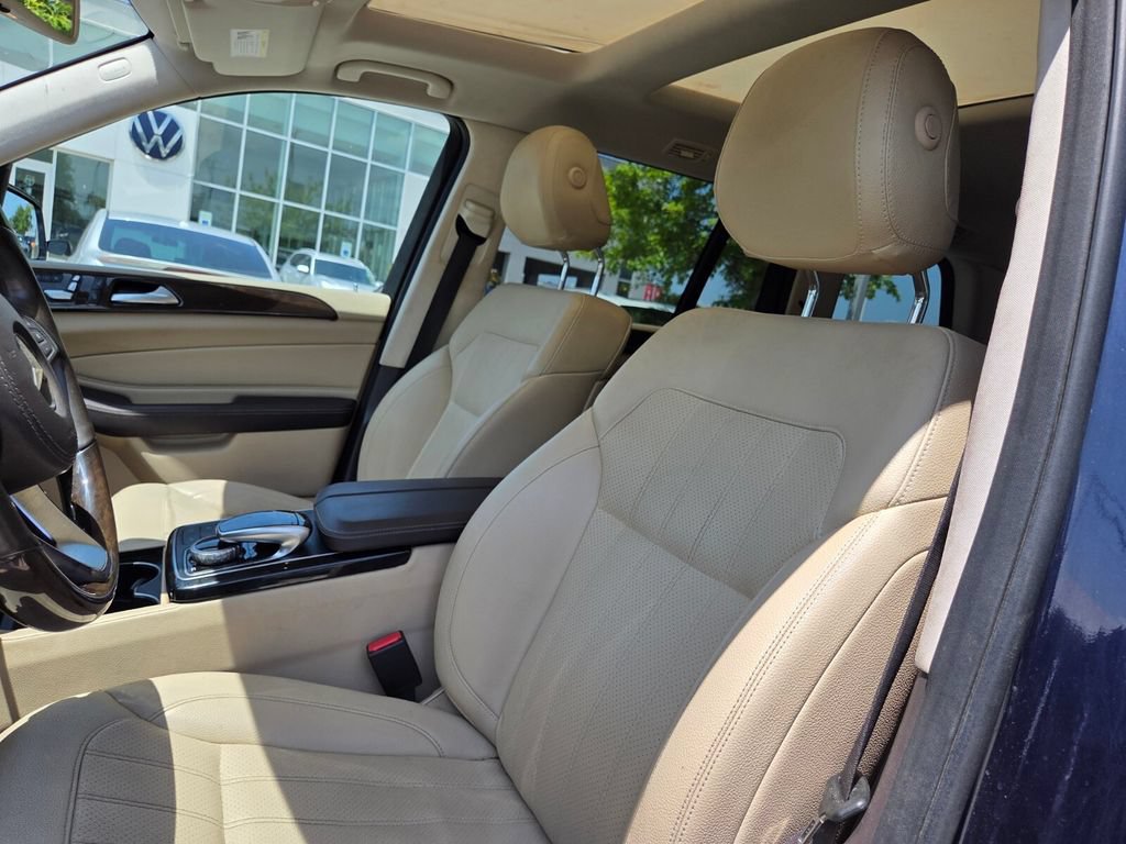 Used 2017 Mercedes-Benz GLS 450 4MATIC image 11