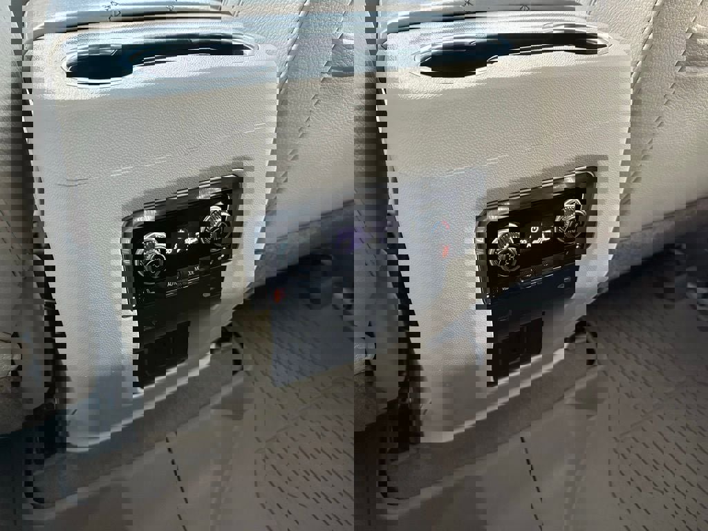 Used 2021 GMC Yukon Denali image 24