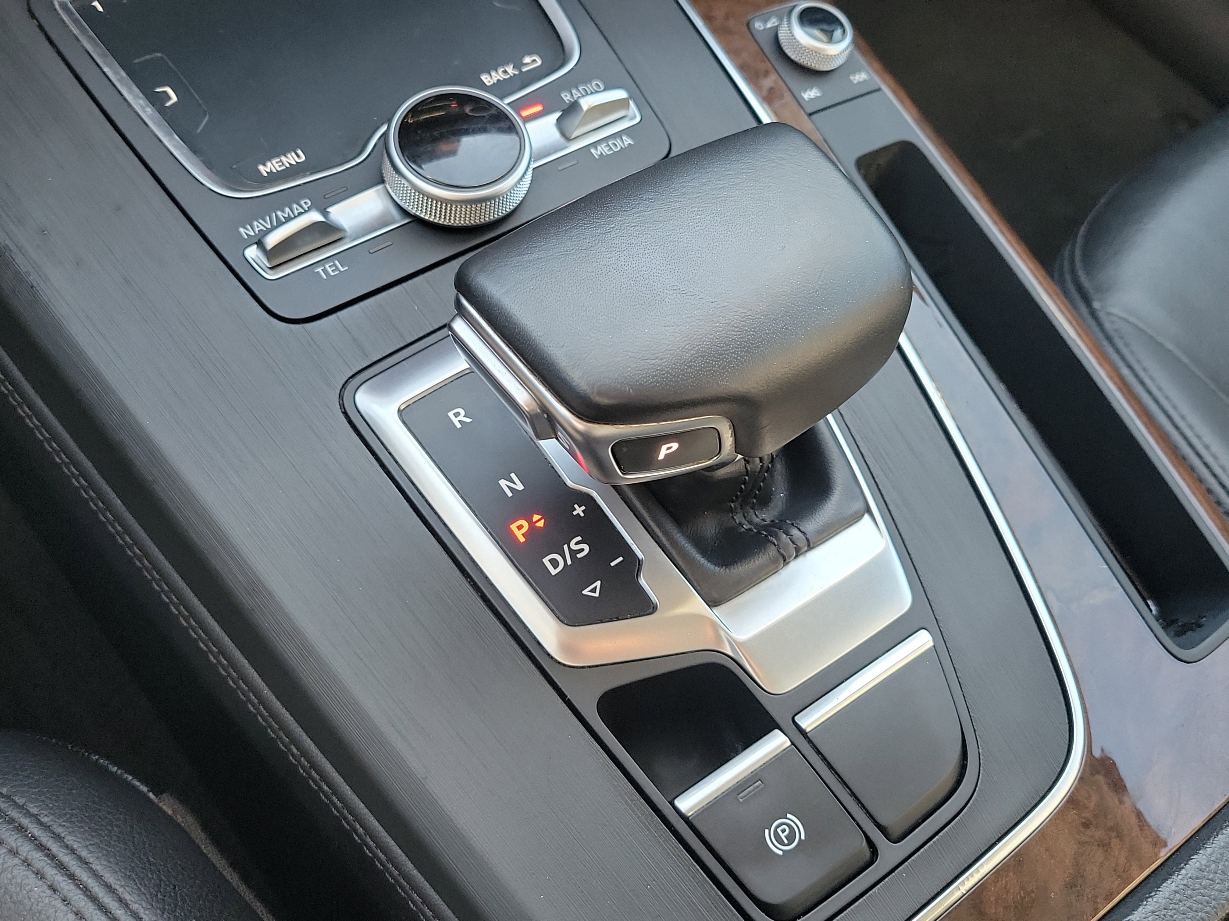 Used 2020 Audi Q5 2.0T Premium Plus w/ Premium Plus Package image 41