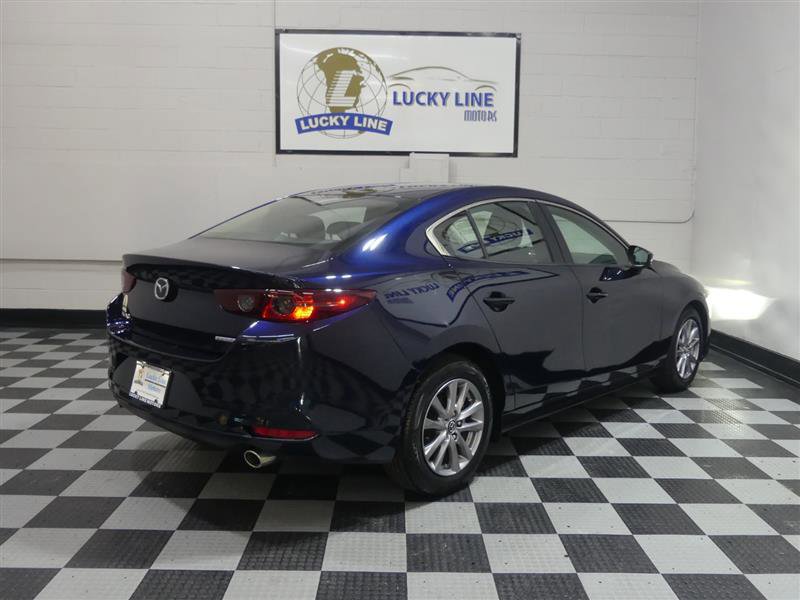 Used 2019 MAZDA MAZDA3 Sedan image 10