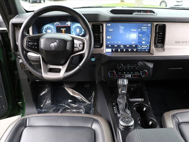 Used 2025 Ford Bronco Outer Banks image 18