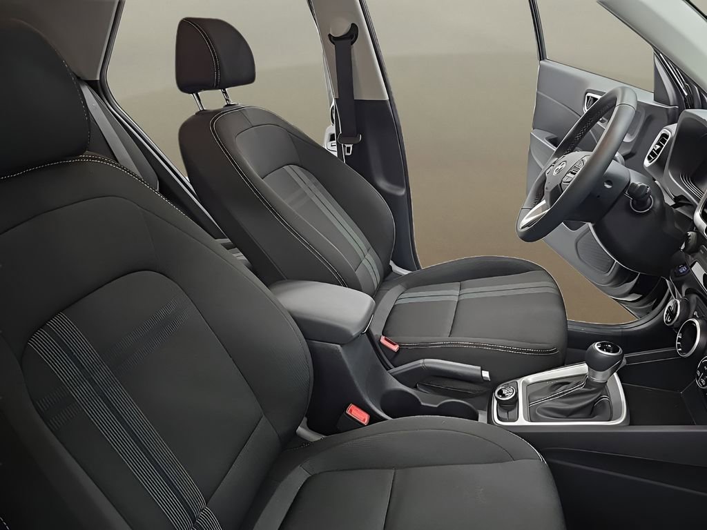 Certified 2024 Hyundai Venue SEL image 20