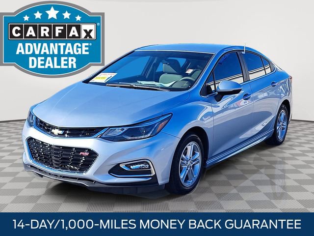Used 2017 Chevrolet Cruze LT w/ Convenience Package image 3