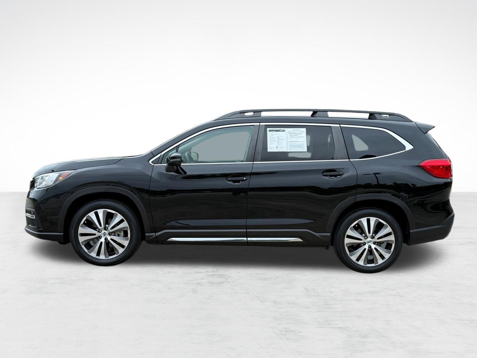 Used 2022 Subaru Ascent Limited w/ Technology Package AWD/4WD image 2