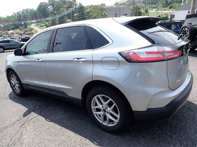 Used 2023 Ford Edge SEL w/ Convenience Package AWD/4WD image 4