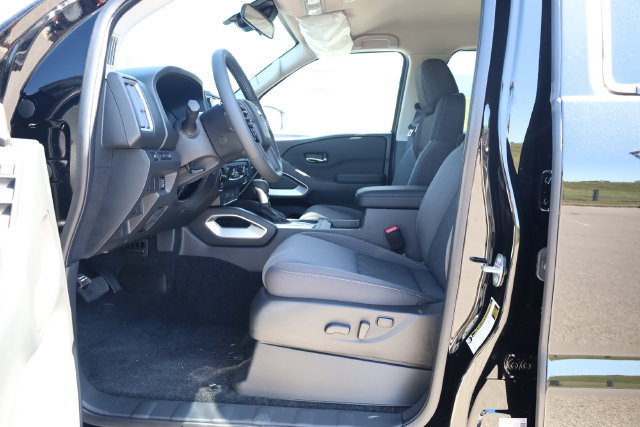 New 2027 Nissan Frontier SV w/ SV Convenience Package AWD/4WD image 11