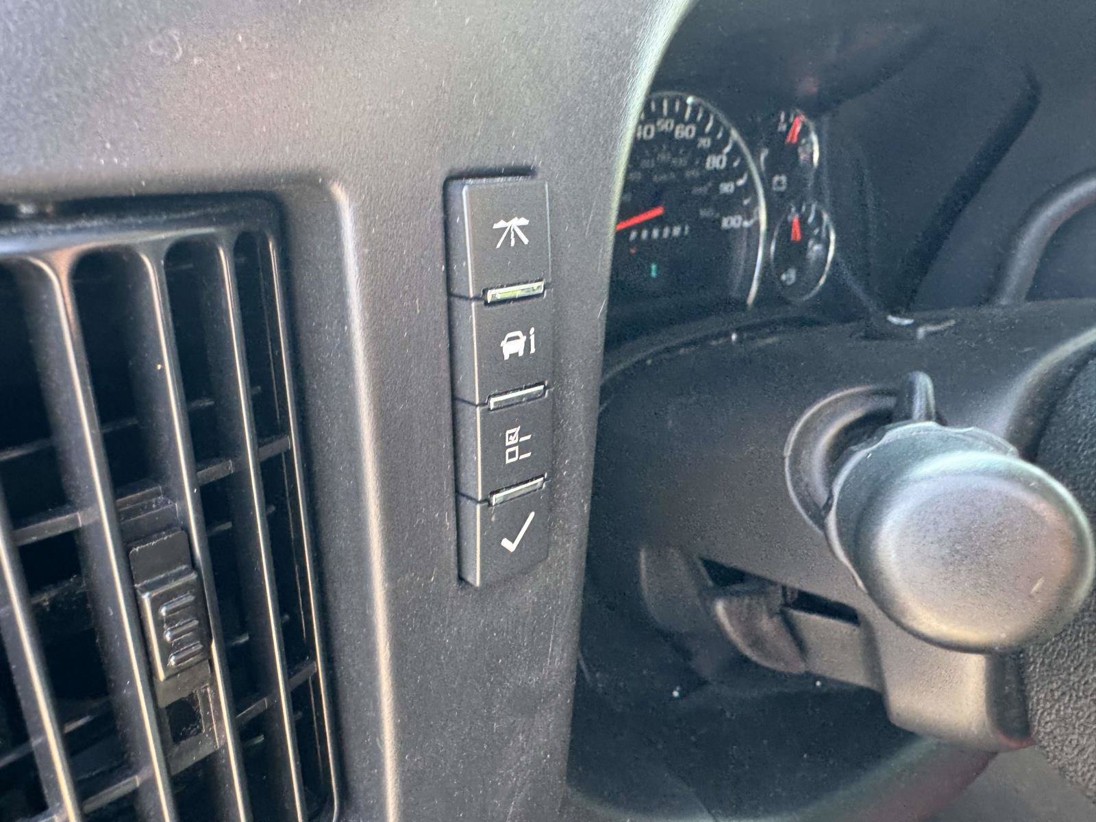Used 2025 GMC Savana 2500 w/ Driver Convenience Package RWD image 24