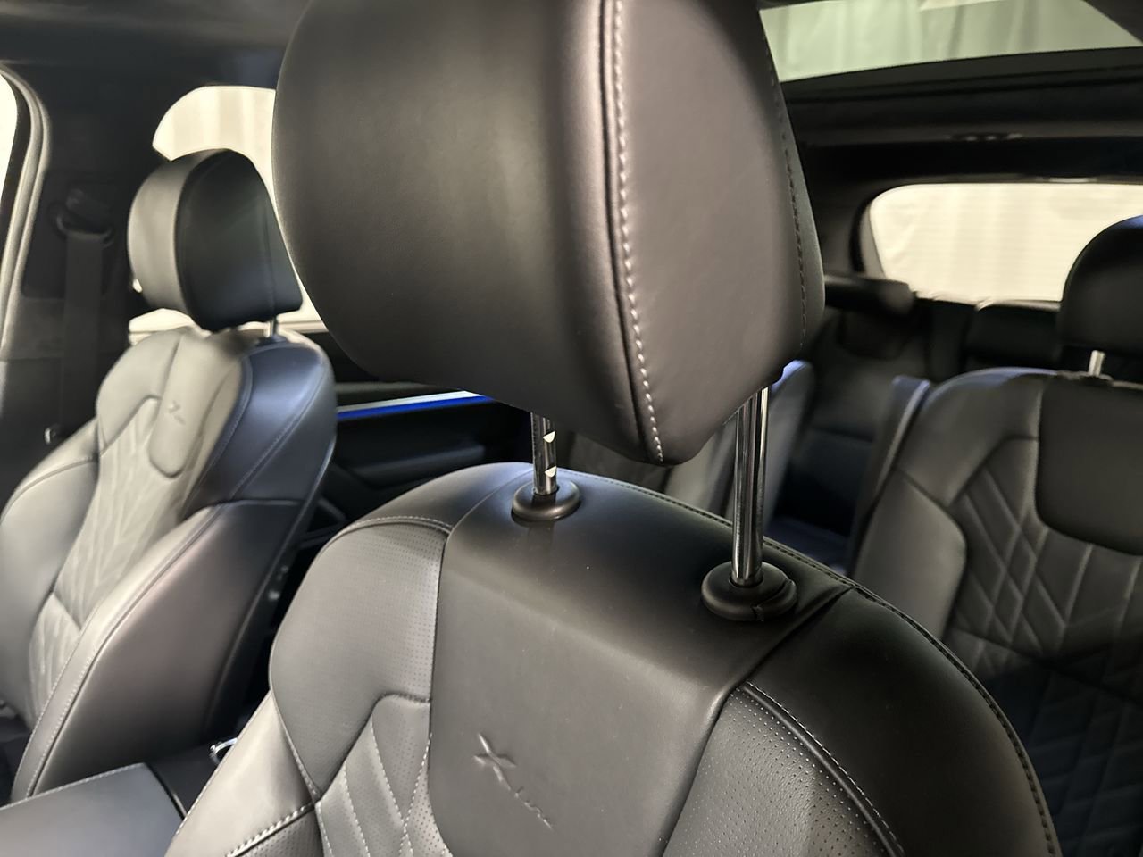 Used 2025 Kia Telluride SX Prestige X-Line image 18