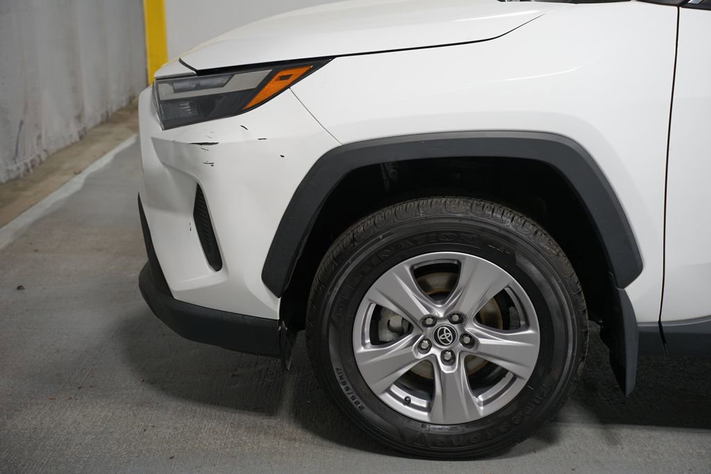 Certified 2022 Toyota RAV4 XLE w/ Convenience Package image 5