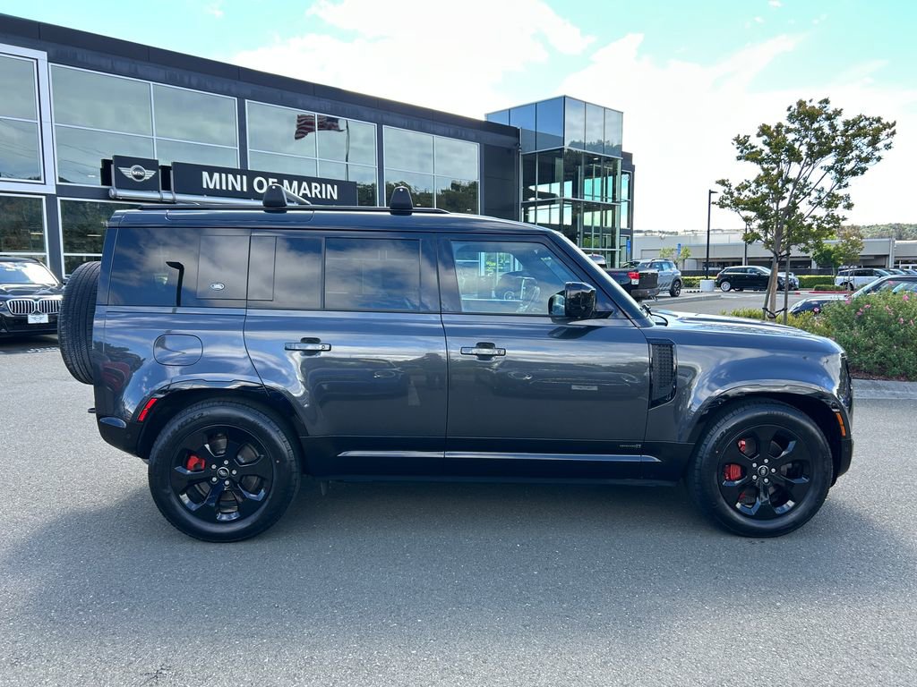 Used 2023 Land Rover Defender 110 X image 6
