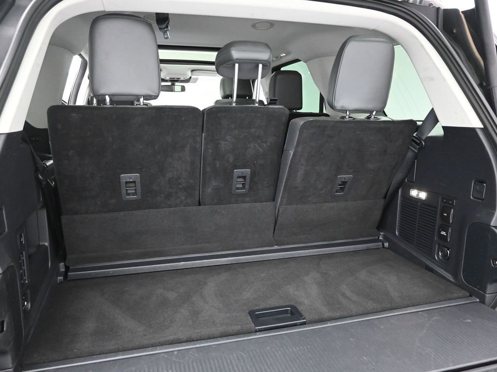 Used 2025 Ford Expedition Active image 9