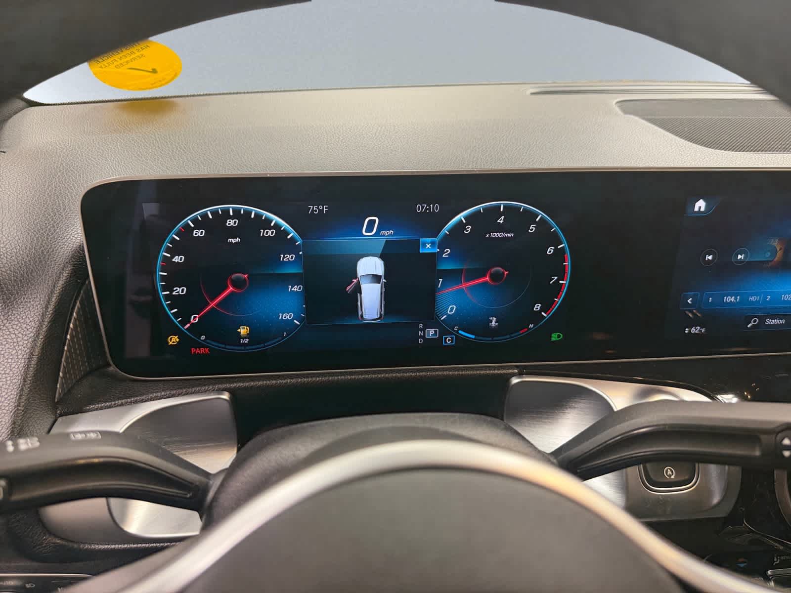 Used 2020 Mercedes-Benz GLB 250 4MATIC image 4