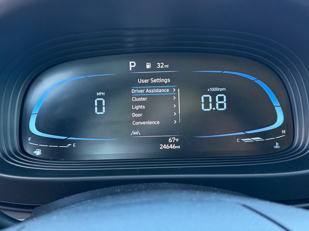Used 2023 Hyundai Venue SEL FWD image 33