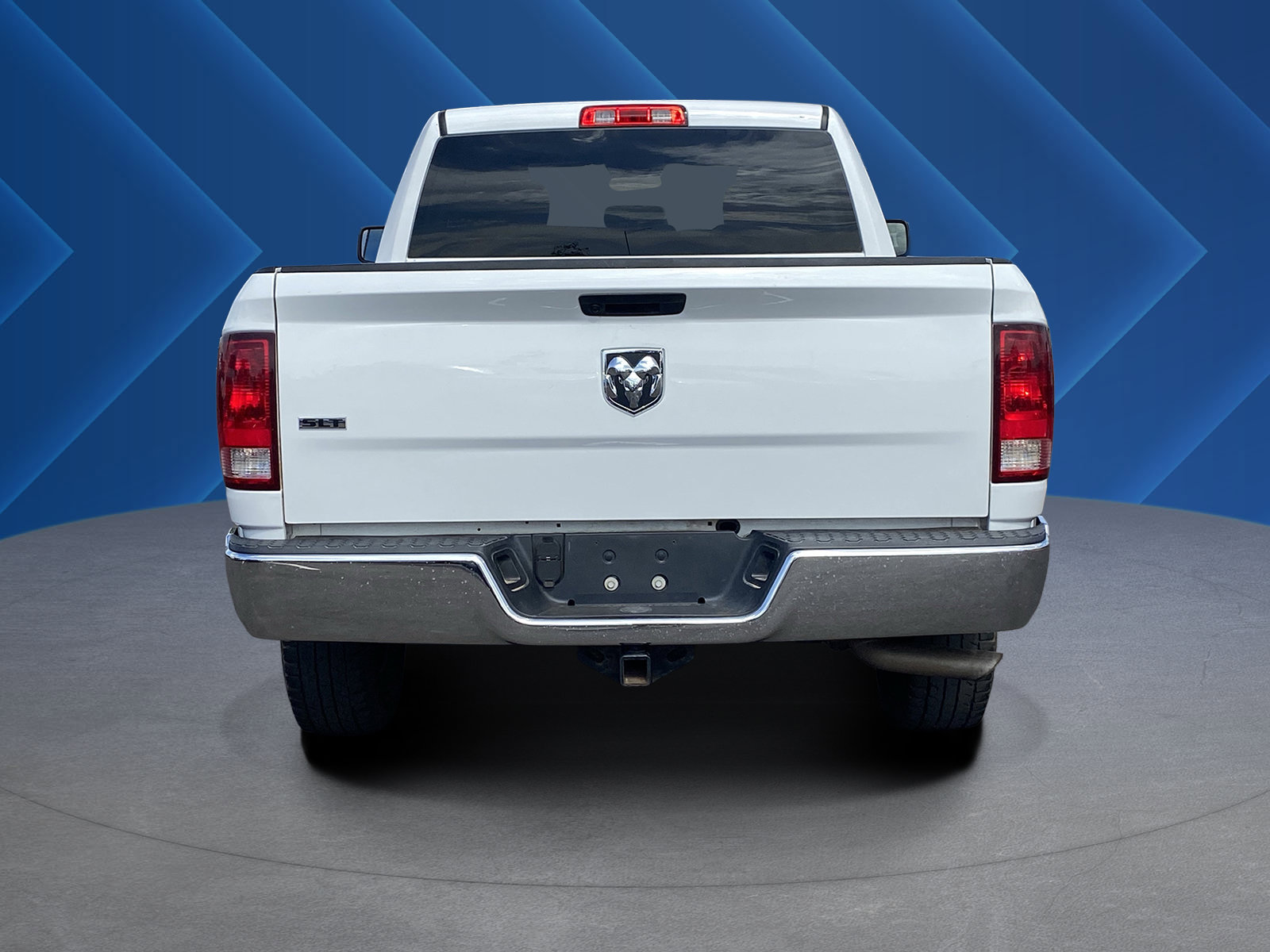 Used 2022 RAM 1500 Classic SLT RWD image 4