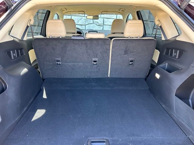 Used 2024 Ford Edge SEL w/ Convenience Package image 11