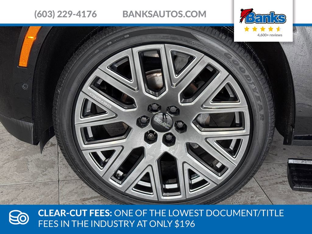 Certified 2025 GMC Yukon Denali Ultimate w/ LPO, Floor Liner Package AWD/4WD image 4