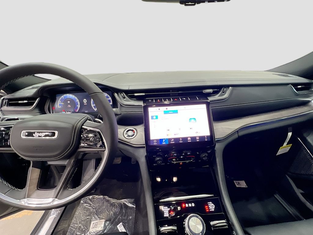 New 2025 Jeep Grand Cherokee L Overland w/ Luxury Tech Group IV AWD/4WD image 26