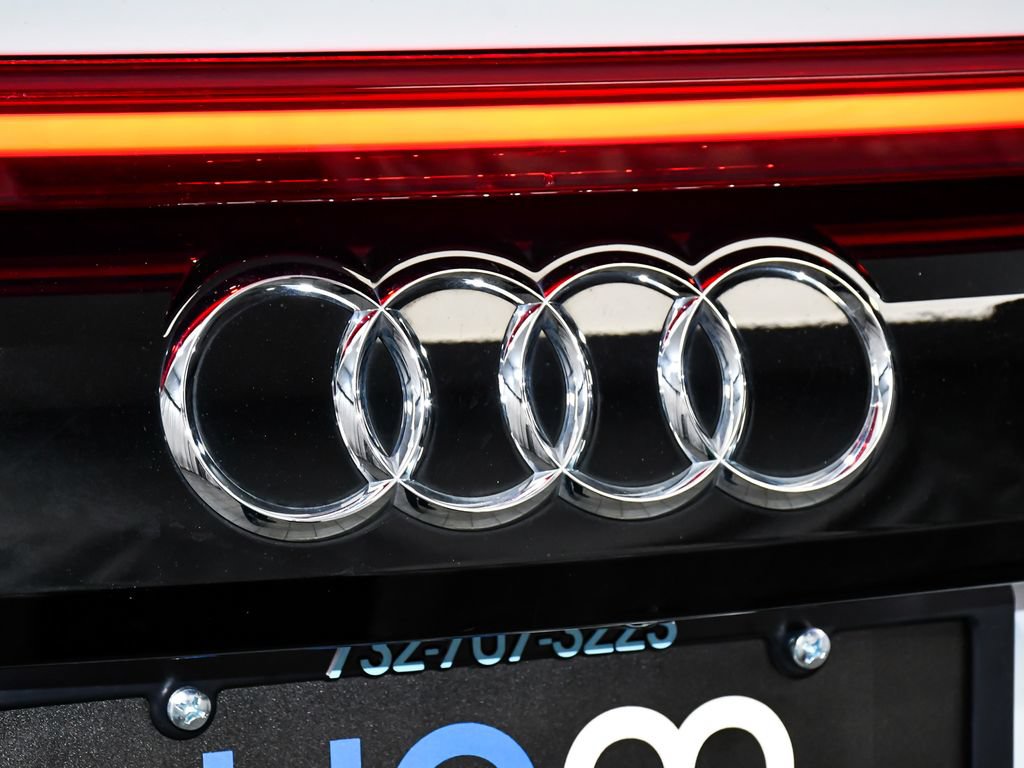 Used 2022 Audi Q8 Premium AWD/4WD image 86