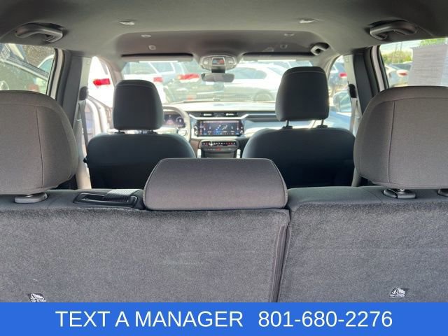 Used 2026 Jeep Cherokee Laredo AWD/4WD image 36