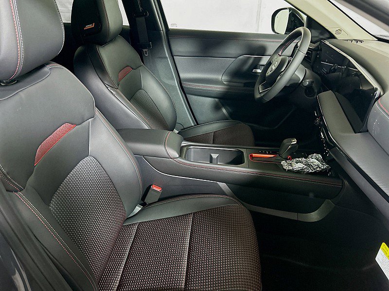 New 2026 Nissan Kicks SR w/ SR Premium Package image 28