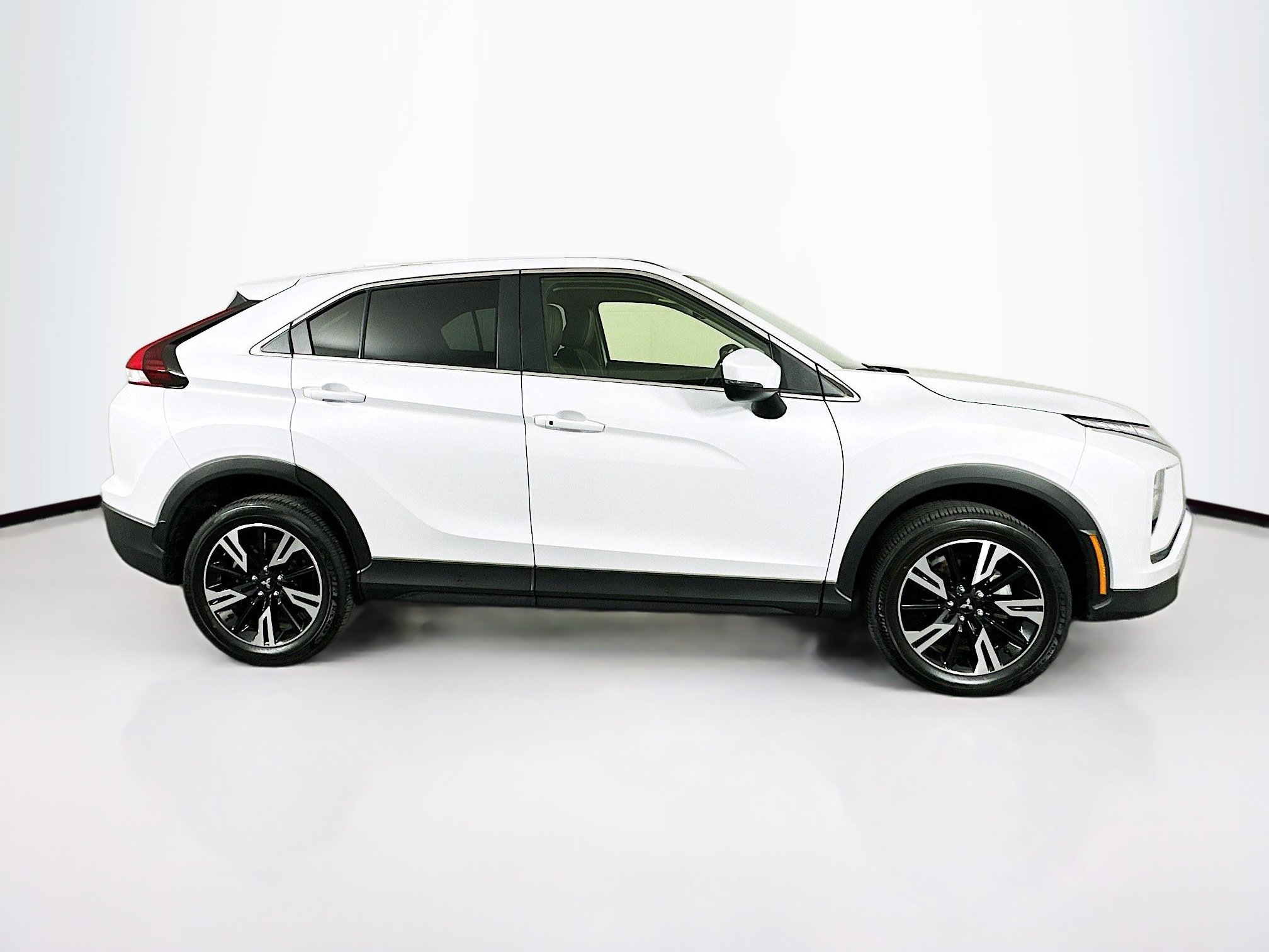 Used 2025 Mitsubishi Eclipse Cross SE image 10