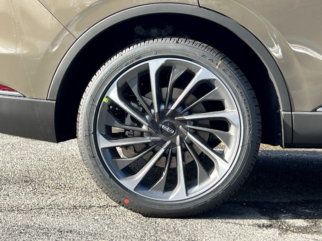 New 2026 Lincoln Aviator Reserve w/ Luxury Package image 6