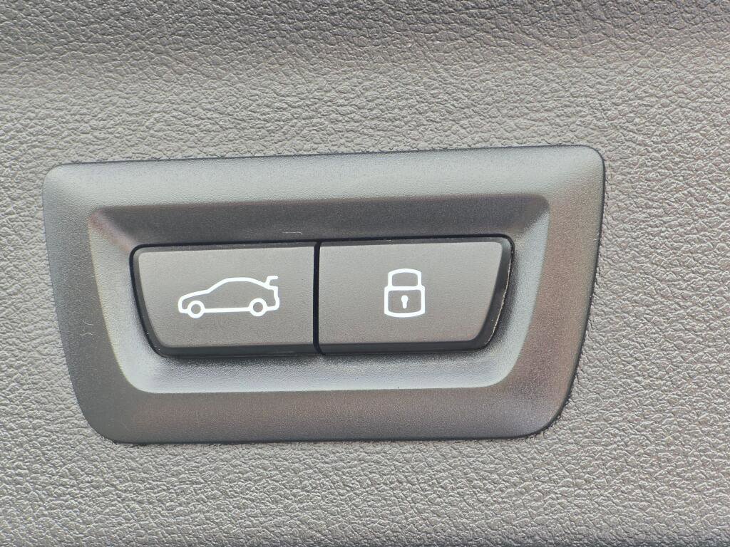 Used 2024 BMW X3 xDrive30i AWD/4WD image 25