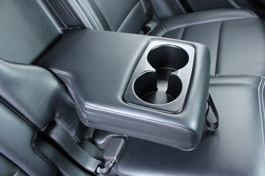 Used 2022 Ford Escape SEL image 17