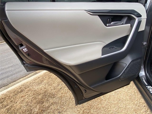 Used 2019 Toyota RAV4 XLE image 13