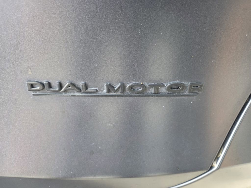 Used 2023 Tesla Model Y Performance image 32