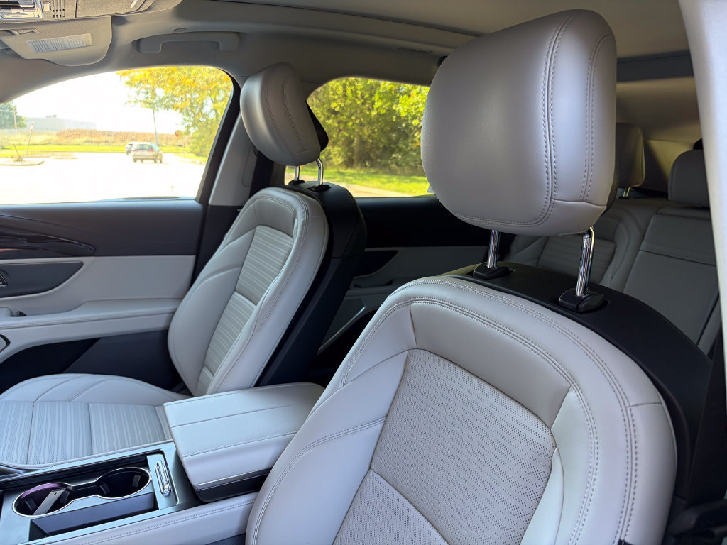 New 2026 Lincoln Nautilus Reserve AWD/4WD image 11