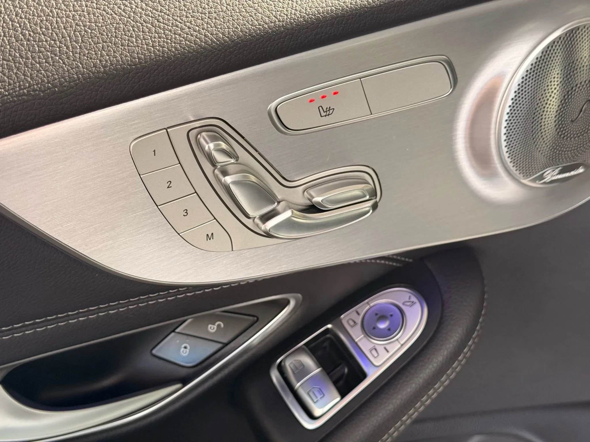 Used 2020 Mercedes-Benz C 300 Coupe image 18