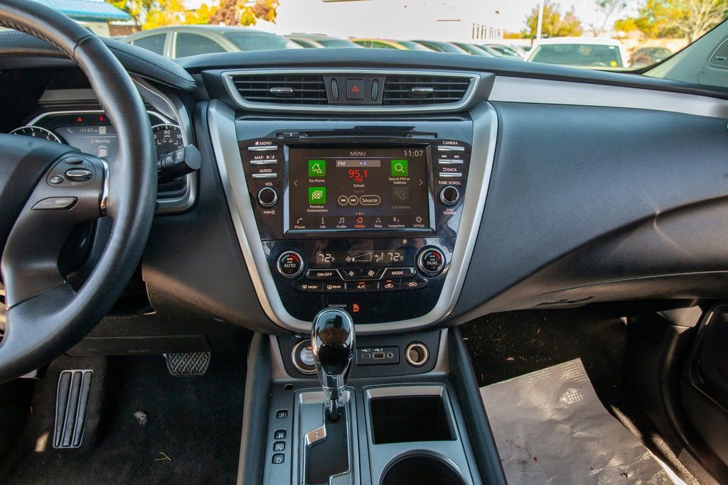 Used 2022 Nissan Murano SL w/ SL Moonroof Package image 15