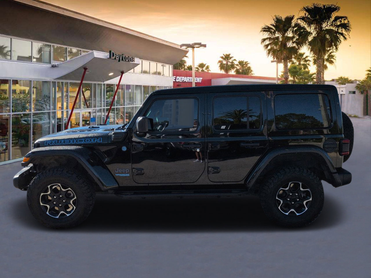 Used 2022 Jeep Wrangler Unlimited Rubicon 4xe w/ Cold Weather Group image 6