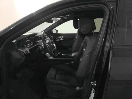 Used 2022 Audi e-tron Premium w/ Convenience Plus Package image 22