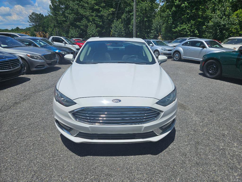 Used 2017 Ford Fusion SE w/ Equipment Group 601A FWD image 6