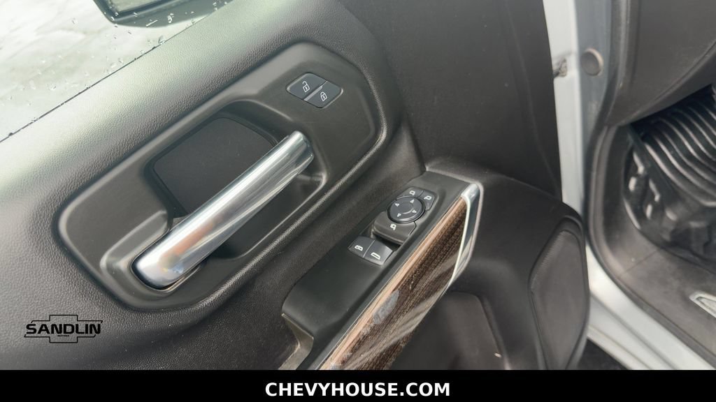 Used 2025 Chevrolet Silverado 2500 LT w/ Convenience Package AWD/4WD image 11