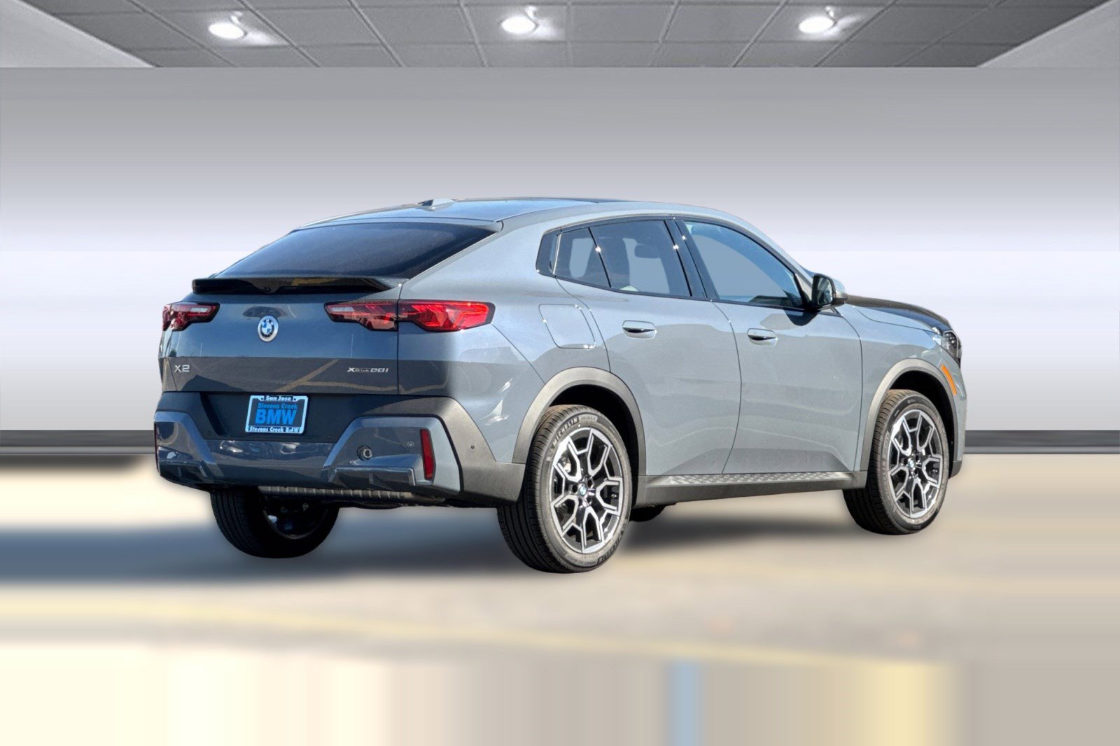 New 2026 BMW X2 xDrive28i w/ Technology Package image 9